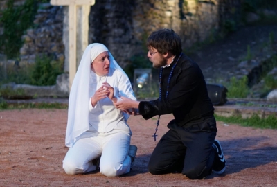 Lucile Lacaze met en scène Mesure pour mesure d’après William Shakespeare photo Christophe Vauthey