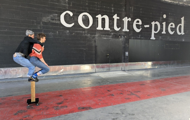 Marie Jolet et O Pelpel dans Posé.es @ Denis