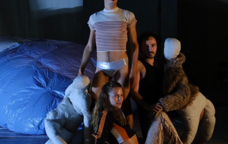 Race d’ep - Réflexions sur la question gay de Simon-Elie Galibert Photos de répétitions © Marjolaine Mansot