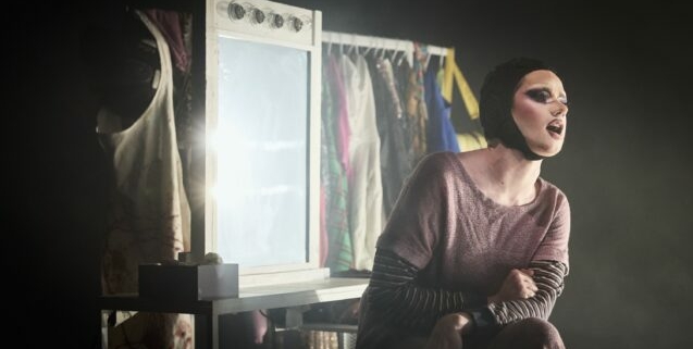 Sacha Starck dans lx variations de Marcos Caramés-Blanco photo Christophe Raynaud de Lage