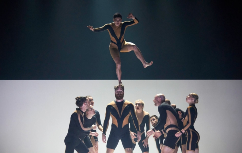 WOLF par la compagnie Circa