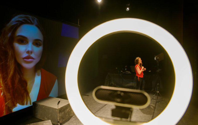 À ton image par la Compagnie Fauve