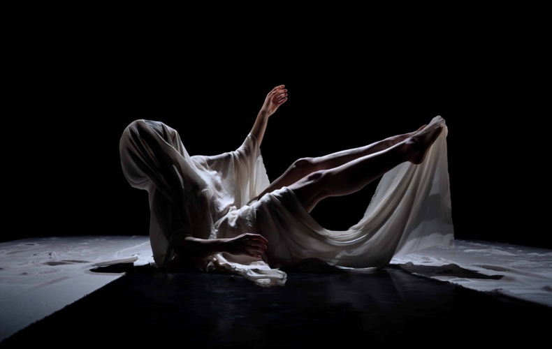 Aequilibrium de Camille Dewaele