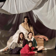 L'Incandescente et le Gang des cracheuses de sang de Louise Chevillotte photo de répétition DR