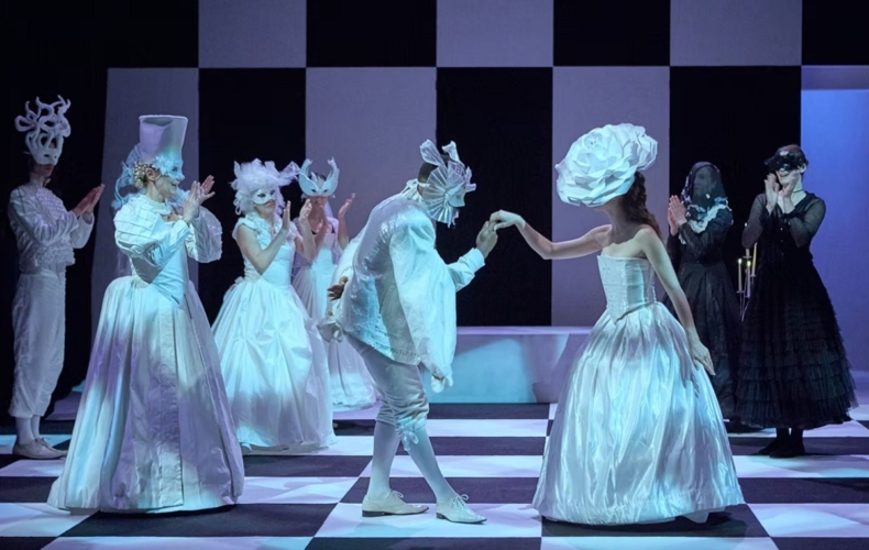 Maud Buquet Kandinsky met en scène Roméo & Juliette de William Shakespeare photo Fabrice Robin