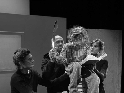 Simon Delattre met en scène The Last library de Mike Kenny photo JC Planchenault