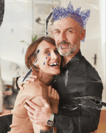 Yasmin Van Deventer & Cédric Welsch dans Les beaux de Léonore Confino