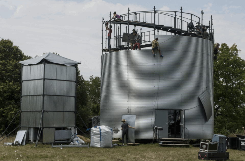Construction du Silo de l'Absolu de Boris Gibé