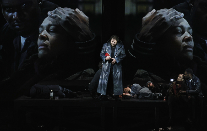 Marie-Ève Signeyrole met en scène Le Vaisseau fantôme de Richard Wagner