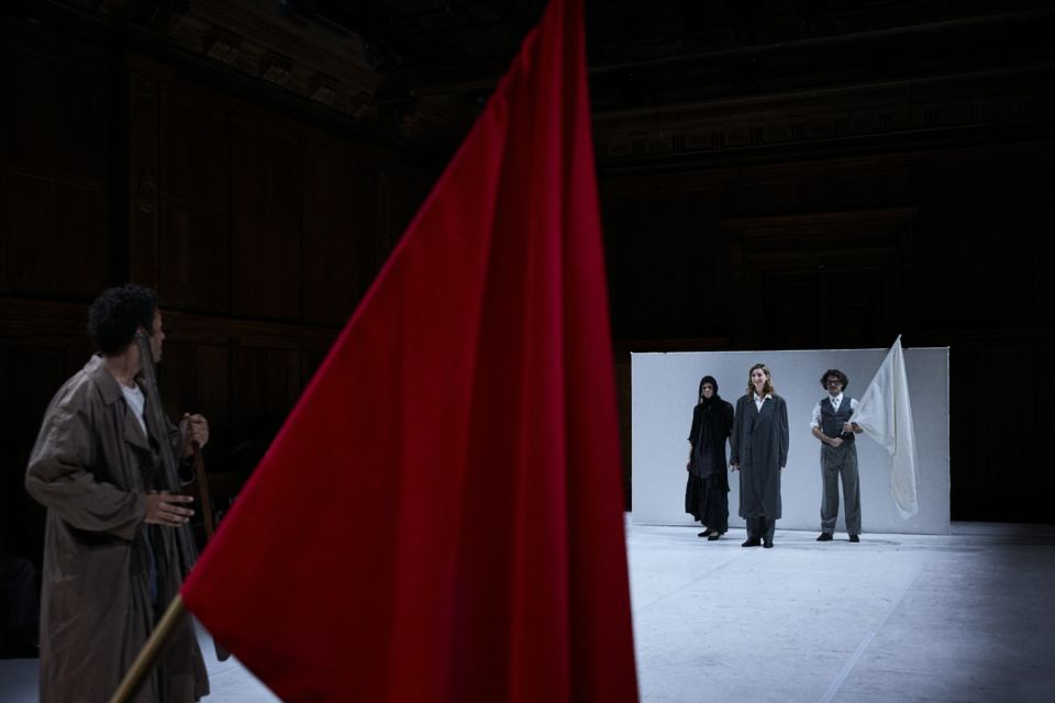 Sylvain Creuzevault monte Pylade, étude pasolinienne d'après Pasolini avec les élèves de 3e année du Conservatoire