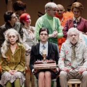 Willy Protagoras enfermé dans les toilettes de Wajdi Mouawad