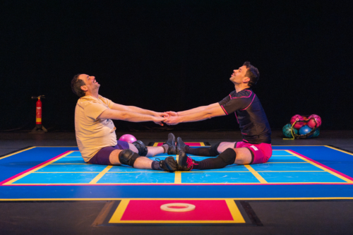 Solal Bouloudnine et Maxime Mikolajczak dans Pas de souci