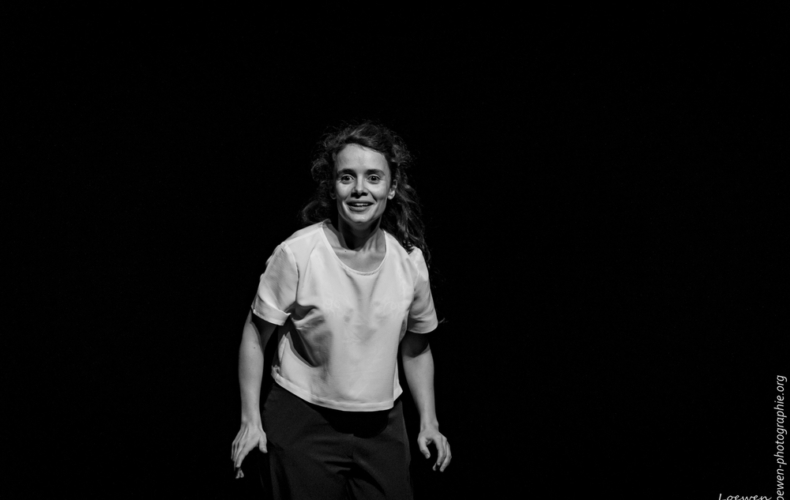 Adèle Zouane dans Mon mec veut devenir rappeur photo Loewen