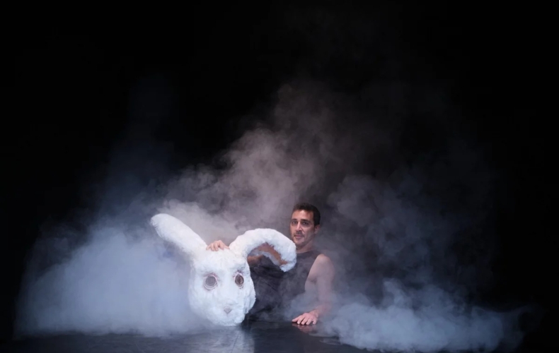 David Zagari dans SMOKE de Philippe Saire photo Philippe Weissbrodt Lores