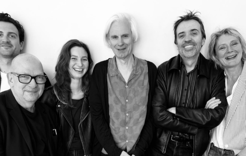 L'équipe autour de Martin Crimp photo Camille Jacquelot