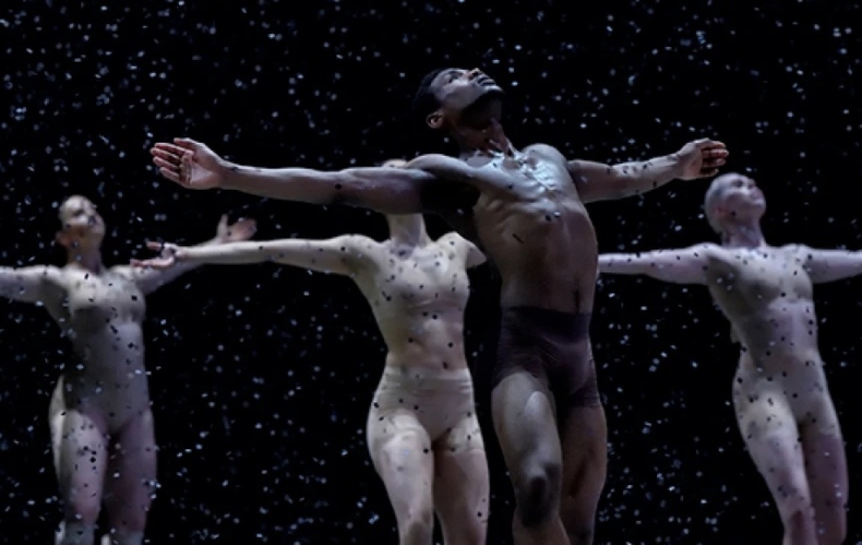 Passing de Johan Inger par le Ballet British Columbia de Vancouver photo Michael Slobodian