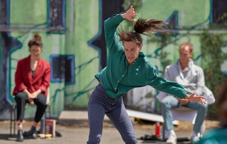 Première Ligne de Lisa Guez et Alexandre Tran © Kévin Lebrun