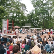 Public au Festival Echappée Belle photo Pierre Planchenault