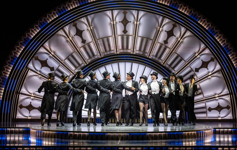 Top Hat © Johan Persson