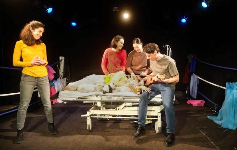 Tout ce que peut l’amour par les Wonderbiches photo William Wang