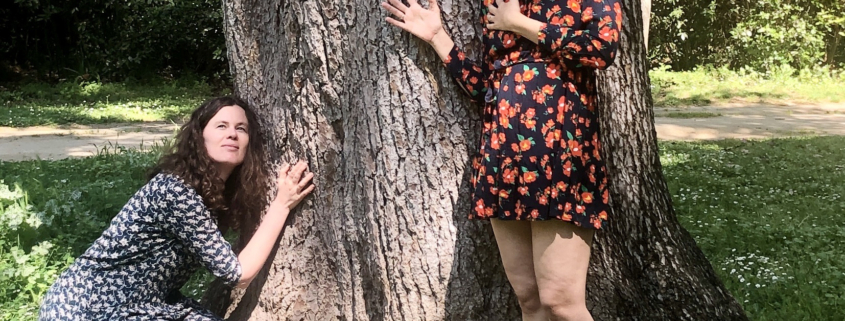 Anissa Kaki et Emmanuelle Jacquemard dans Le Figuier (Takia et Colette)
