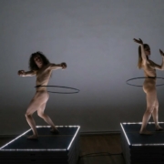 Duchesses de François Chaignaud & Marie-Caroline Hominal photo Mélanie Grotey Duchesses de François Chaignaud & Marie-Caroline Hominal photo Mélanie Grotey