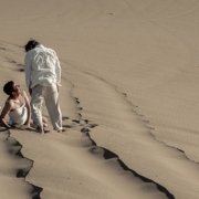 Guillermo Cacace met en scène Vania d’après Anton Tchekhov © Patricio Báez Guillermo Cacace met en scène Vania d’après Anton Tchekhov © Patricio Báez