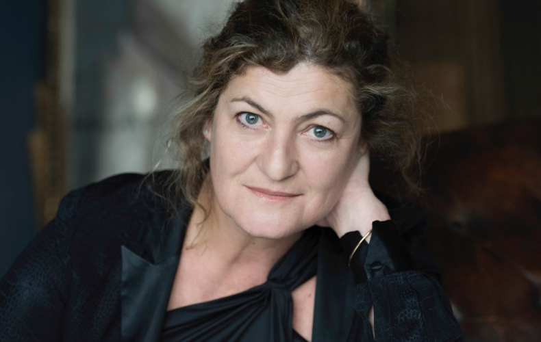 Julie Brochen dans Le Récit de la Servante Zerline