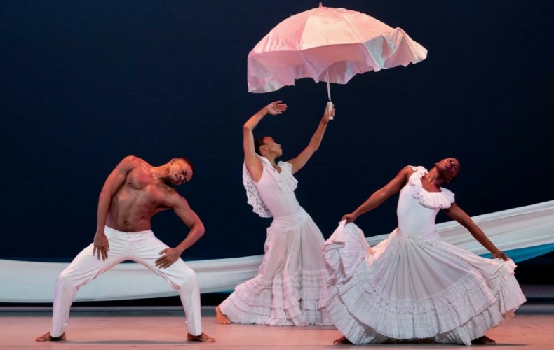 Solomon Dumas, Constance Stamatiou and Yazzmeen Laidler © Paul Kolnik