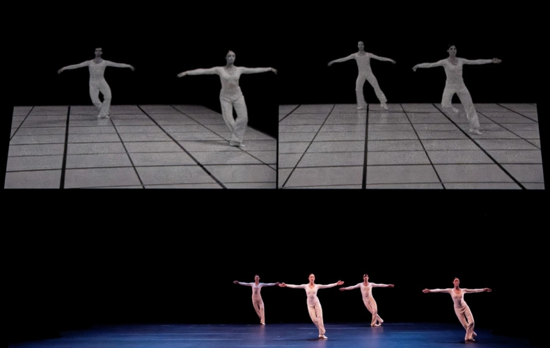 Dance de Lucinda Childs photo Agathe Poupeney
