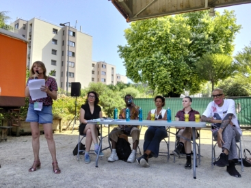 Débat sur les invisibles organisé dans le cadre du festival Les Invites