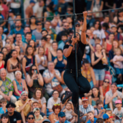 Tatiana-Mosio Bongonga dans Soka Tira Osoa programmé dans le cadre du festival Les Invites de Villeurbanne