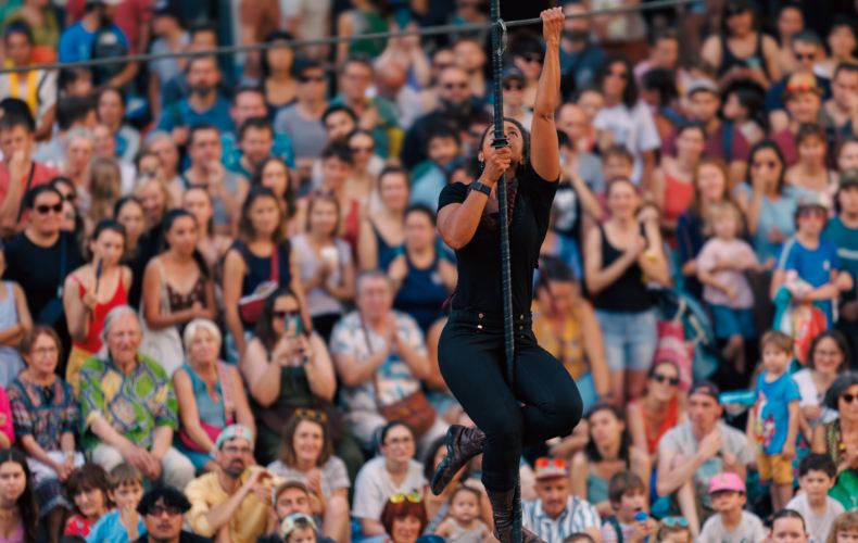 Tatiana-Mosio Bongonga dans Soka Tira Osoa programmé dans le cadre du festival Les Invites de Villeurbanne