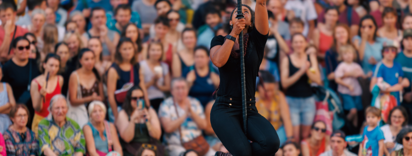 Tatiana-Mosio Bongonga dans Soka Tira Osoa programmé dans le cadre du festival Les Invites de Villeurbanne