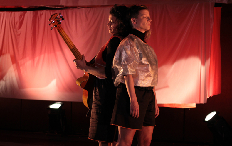 Études pour Chevalières – duo de Marinette Dozeville