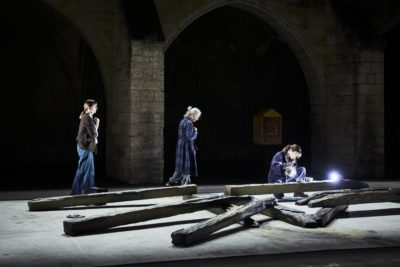 Che dolore terribile è l'amore de Daria Deflorian d'après Impossibles adieux d'Han Kang au Festival d'Avignon