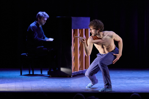 Guilhem Fabre et Mathieu Ganio dans Le Rappel des oiseaux