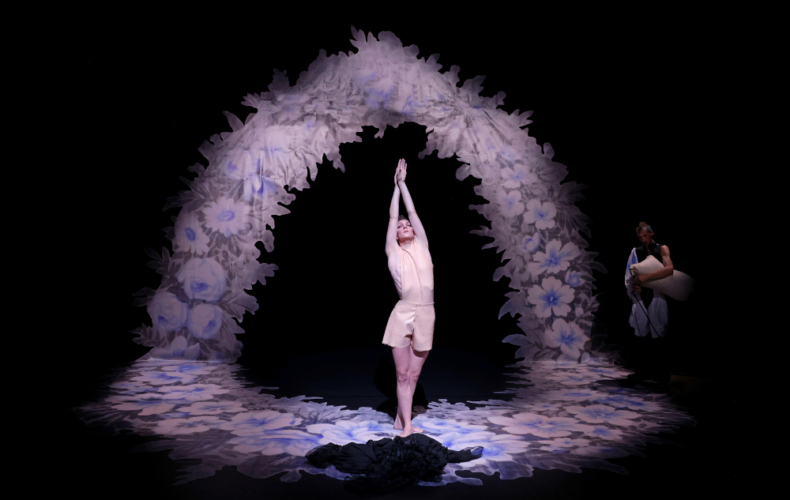 Growing Piece de Madeleine Fournier