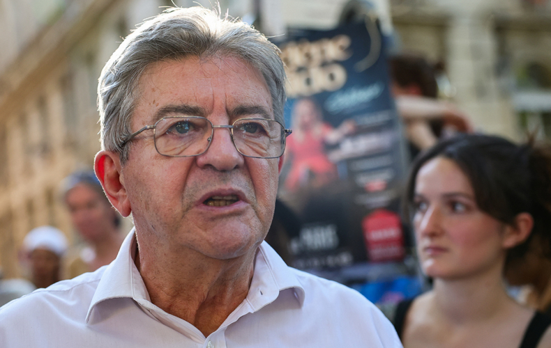 Jean-Luc Mélenchon à Avignon en juillet 2026