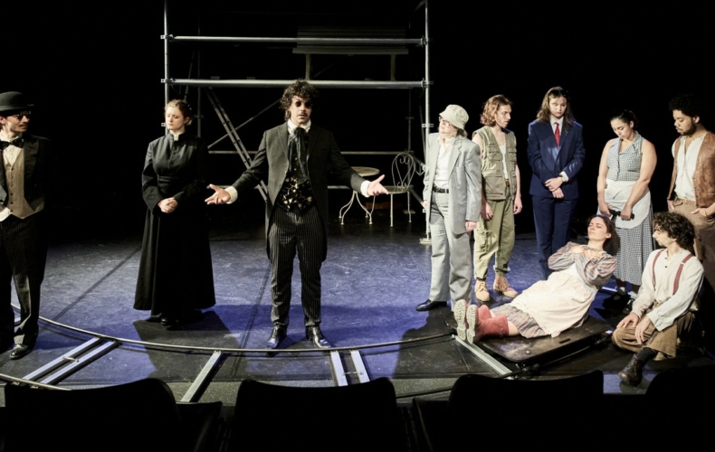 Les élèves de l'ESAD en répétition de Peer Gynt © Christophe Raynaud de Lage