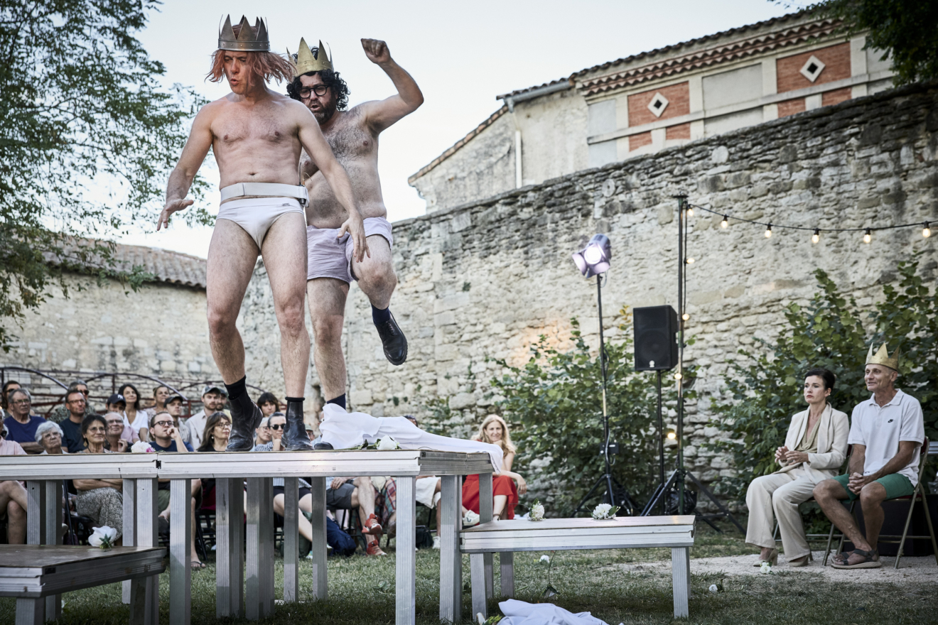 Thibault Perrenoud monte Hamlet d'après Shakespeare au Festival d'Avignon