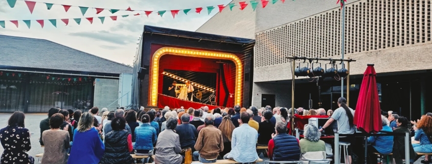 Camion Théâtre Carouge