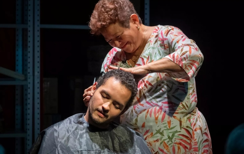 Josefina Orlaineta & Anacarsis Ramos dans mi madre y el dinero photo Gabriel Morales