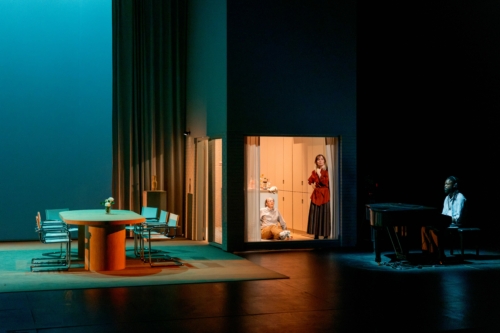 La Fête d'Anne-Cécile Vandalem au Théâtre National Wallonie-Bruxelles puis au Théâtre Nanterre-Amandiers