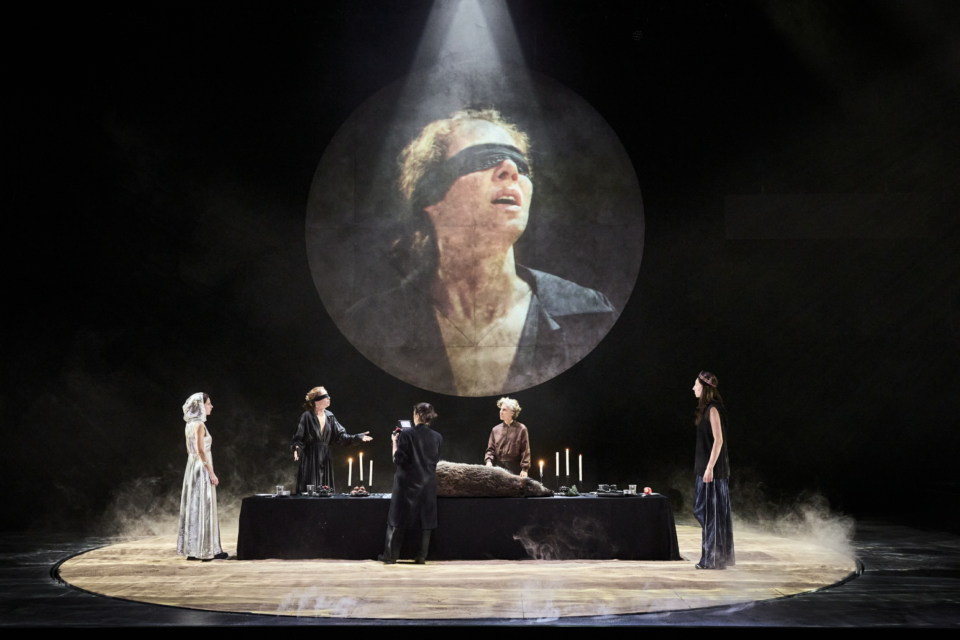 Pauline Bayle crée Mahabharata une histoire de la violence au Théâtre Public de Montreuil