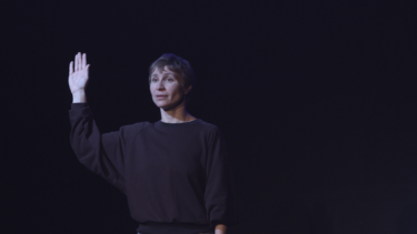 Natalia Lizorkina dans Vania est vivant photo Cie Oesap